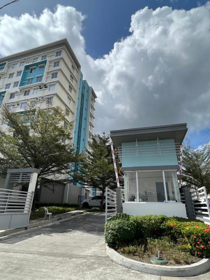 City Center - Front Of Iloilo Esplanade 2Br Condo Exteriér fotografie